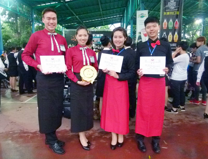 餐旅系學生參加五洲盃全國調酒大賽獲得佳績