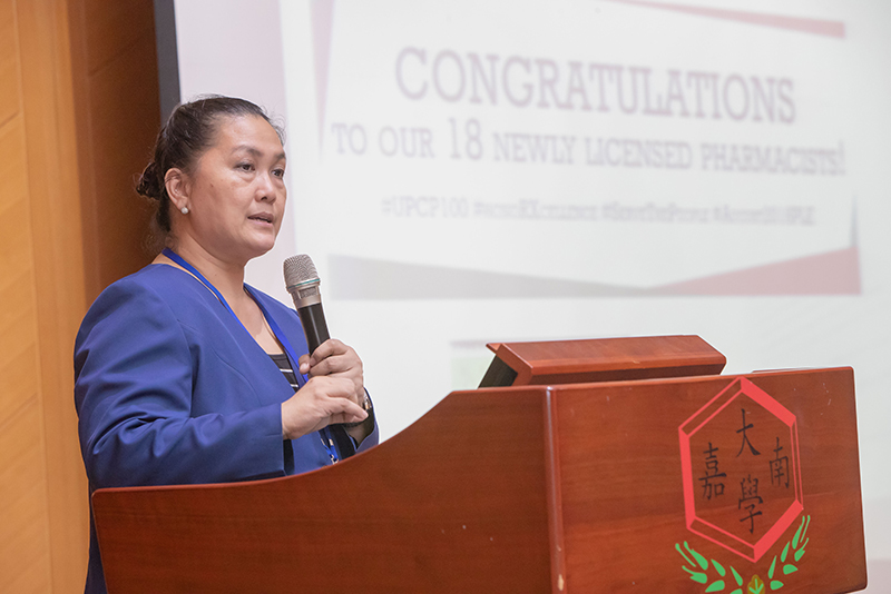 菲律賓大學馬尼拉分校藥理學院前院長Jocelyn Bautista-Palacpac教授，講述中藥草在菲律賓的發展