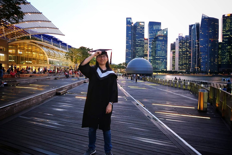 去新加坡實習的吳宜珈，開心在畢業前累積國外工作經驗