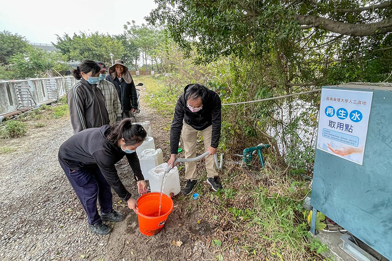 嘉藥提供周邊鄰里民眾灑水、澆灌及沖洗等非人體接觸之生活次級用水