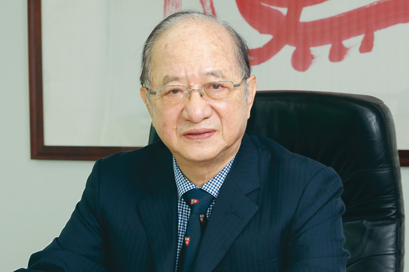 嘉南藥理大學前董事長王昭雄博士 引領台灣醫藥教育發展