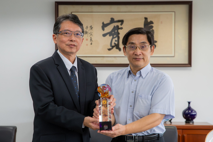 全國唯一！ 嘉藥獲勞動部小型企業人才培育合作夥伴殊榮