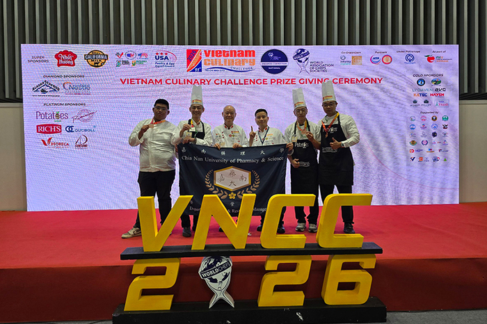 嘉藥餐旅系閃耀國際 創意「台味」勇奪1銀3銅1佳作