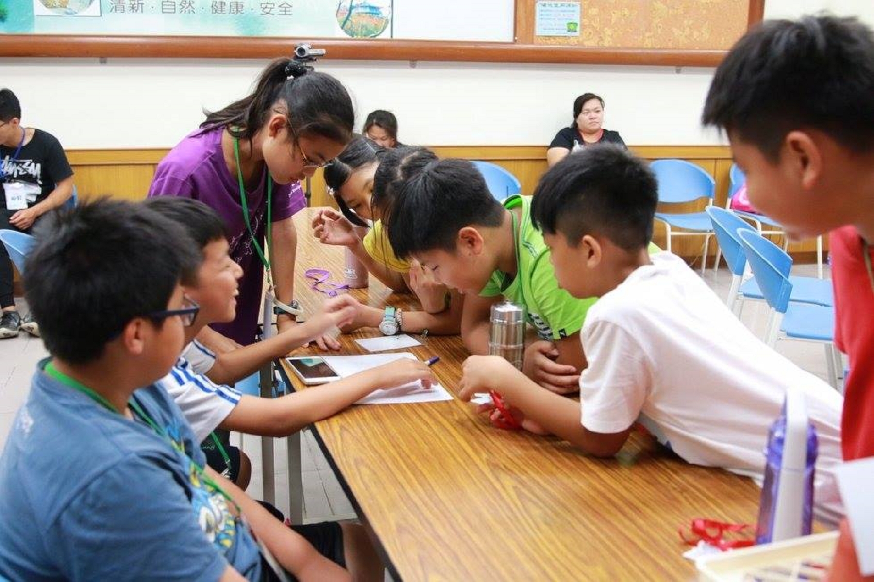 規劃動手試試看的節水、淨水實作作課程，讓小朋友在遊戲活動中親身體驗，培養成為省水達人。