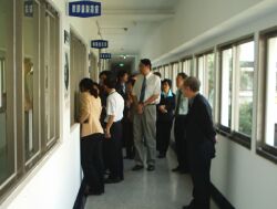 Visitors from Khon Kaen University in Thailand, with Chairman of the CNU Board, Professor Wang Chao-Hsiung.