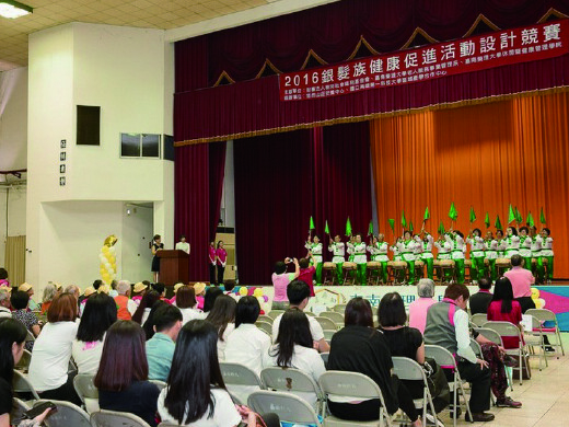 學生迎新
