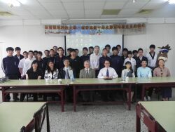 Signing a strategic alliance agreement with Nanning Senior High School